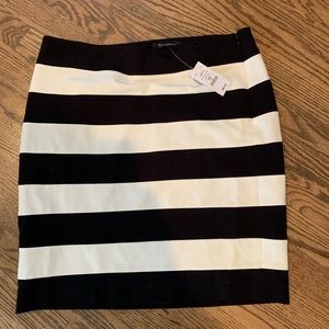 Black House White Market stretchy skirt